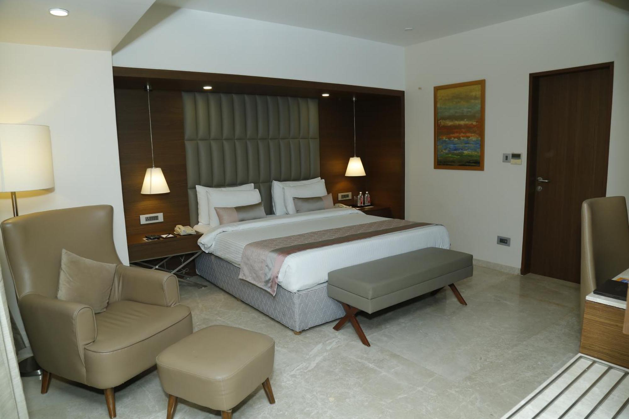 Sarovar Portico Rivera Αχμπανταμπάντ Εξωτερικό φωτογραφία