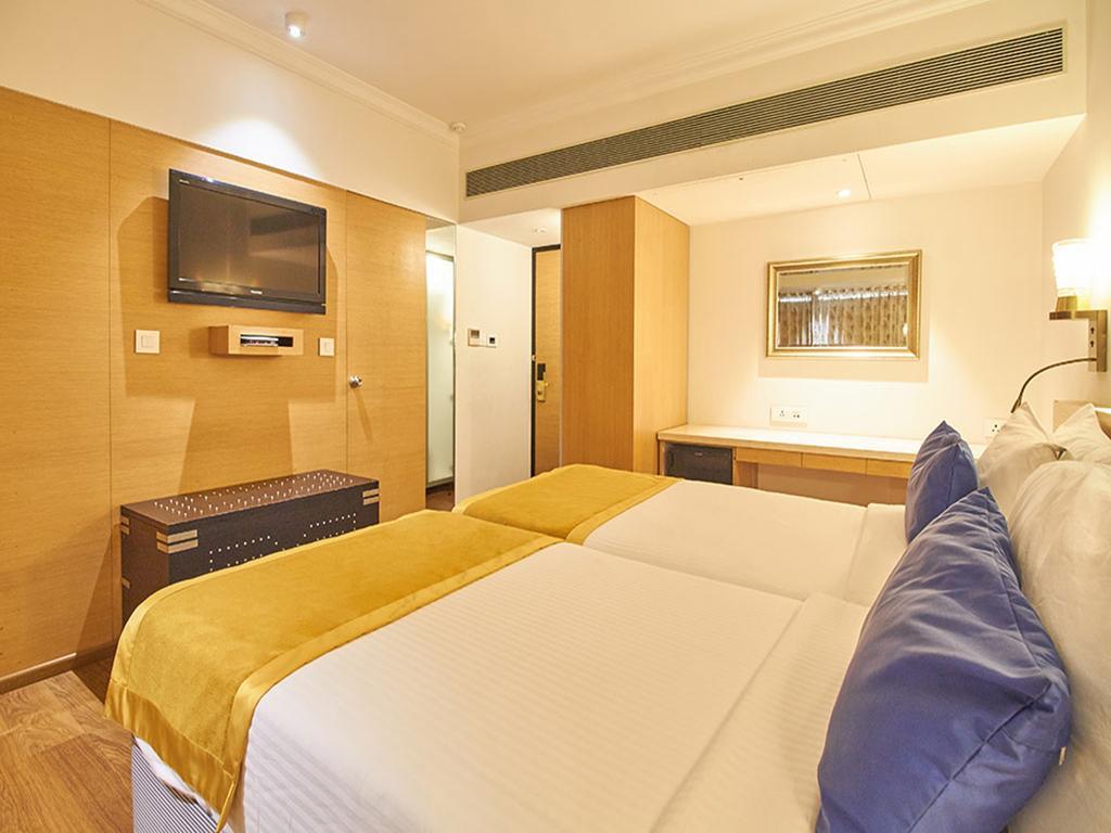 Sarovar Portico Rivera Αχμπανταμπάντ Εξωτερικό φωτογραφία