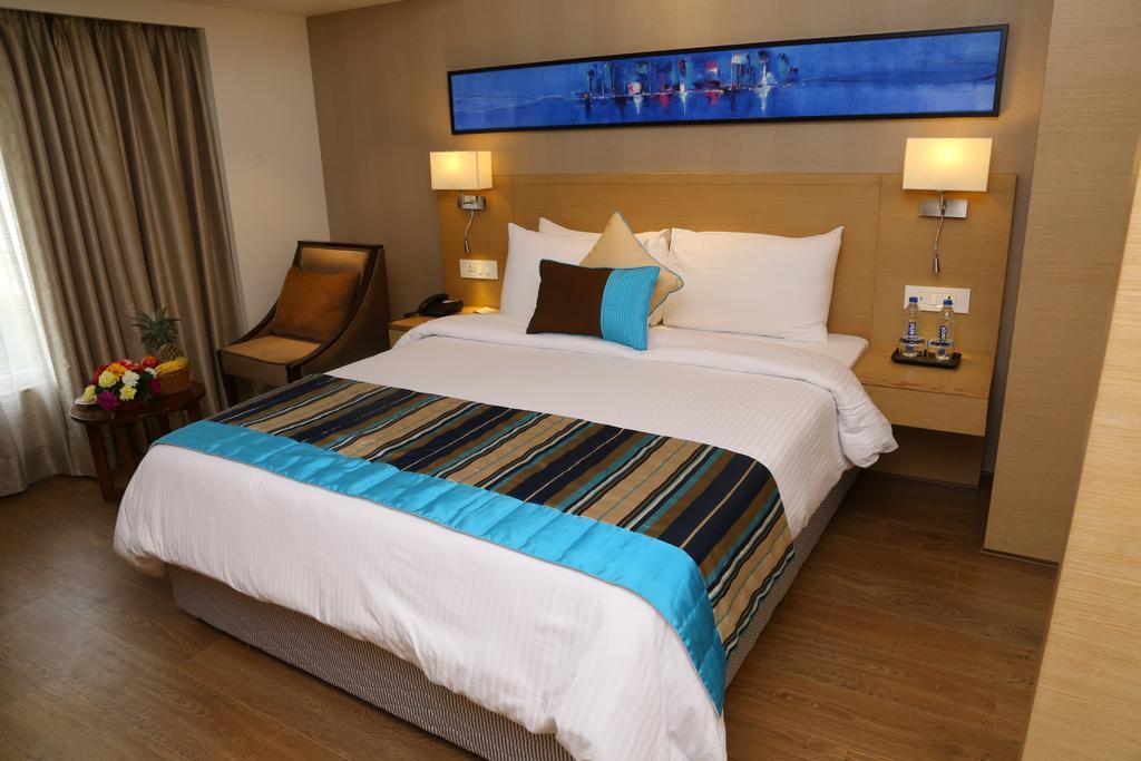 Sarovar Portico Rivera Αχμπανταμπάντ Εξωτερικό φωτογραφία